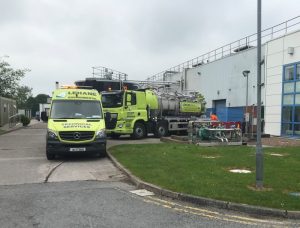 Stainless Steel Bulk Tipper Combination Unit onsite